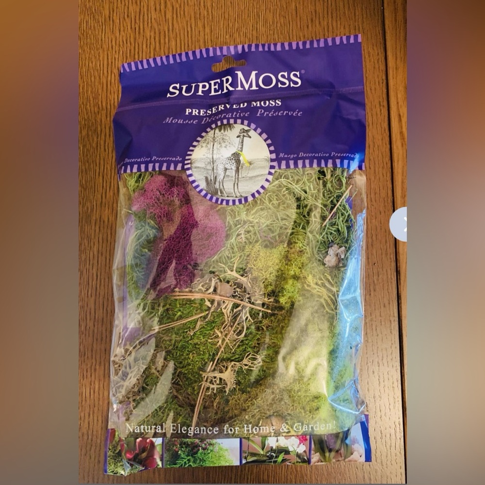 New sealed preserved moss, only $6 per bag
Available bags: 25